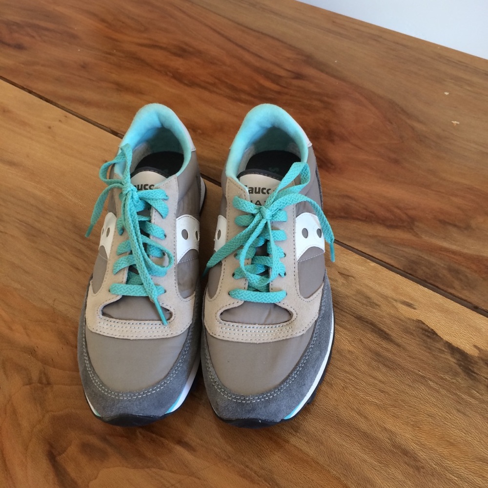 Saucony Jazz Low Pro women’s shoes